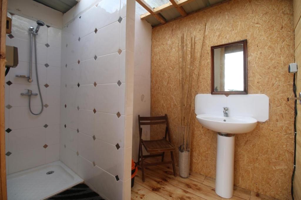 Camping Chez L'Habitant Noyal-Muzillac Exterior photo
